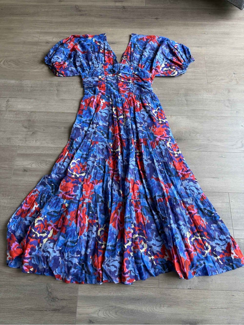 Ro’s Garden Nieves Maxi Dress - size medium